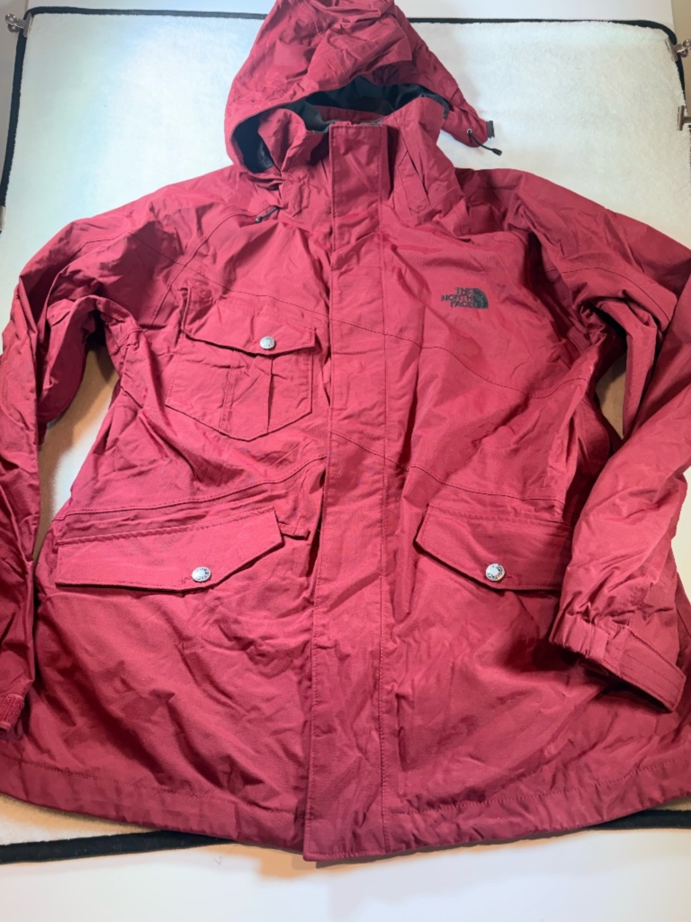 THE NORTH FACE LIGHTWEIGHT MENS HYVENT JACKET WITH PIT ZIPS